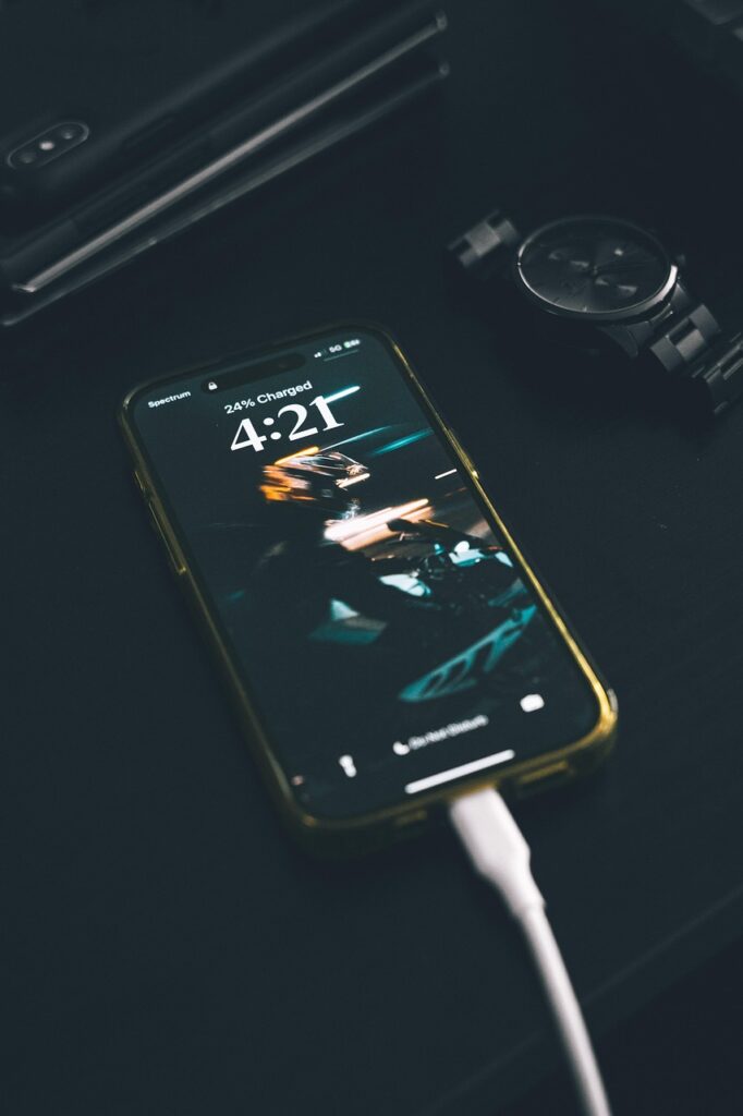 格安SIMはiPhone 14で使えるのか？