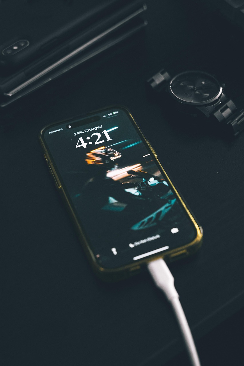 格安SIMはiPhone 14で使えるのか？